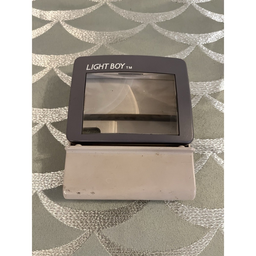 1990 Vic Tokai Light Boy VLB-02 for Nintendo Game Boy - No Battery Cover VLB-02